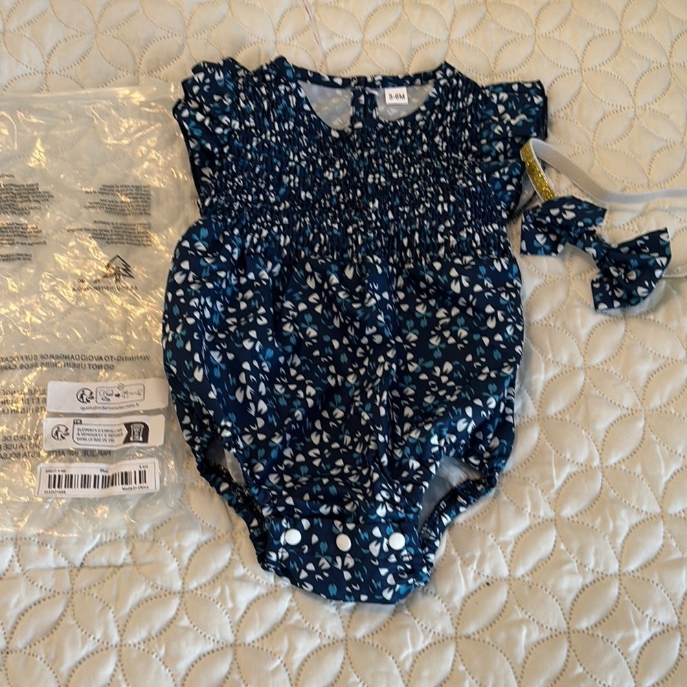 Blue Floral Smocked Bodice Baby Romper Snapped Crotch with Headband 3-6 M